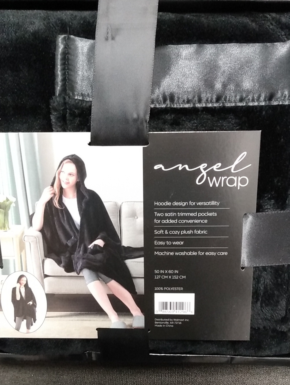 Angel Wrap Hoodie Black Throw Blanket Wearable Blanket with Pockets